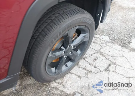 2024 Jeep Grand Cherokee L Altitude X 4X4 from USA, damaged, VIN 1C4RJKAG8R8539475